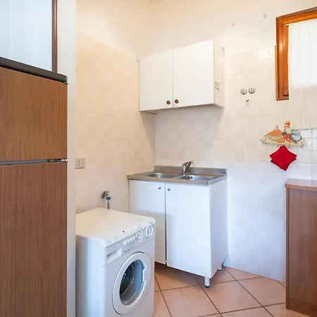 Amazing In Rosolina Mare Ro With Wifi Apartment