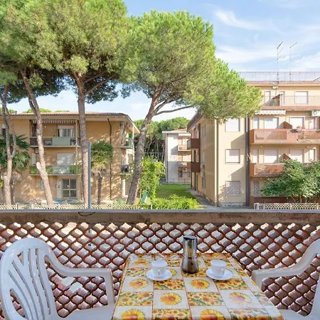 Amazing In Rosolina Mare Ro With Wifi דירה רוזאפינייטה