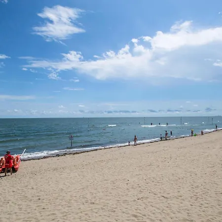 Amazing In Rosolina Mare Ro With Wifi Apartment